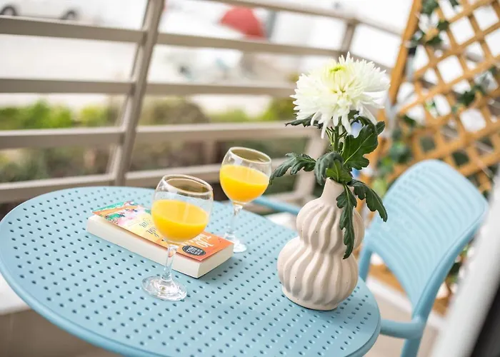 Christina's House Afando