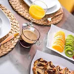 Christina's House Афанту